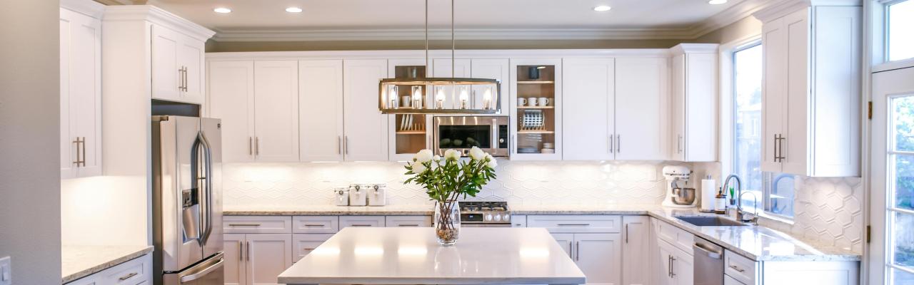 أعمال التشطيب الداخلي والخارجي