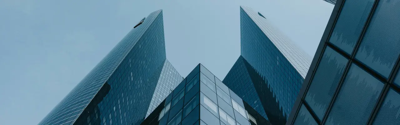 إنشاء المباني الاستثمارية والتجارية